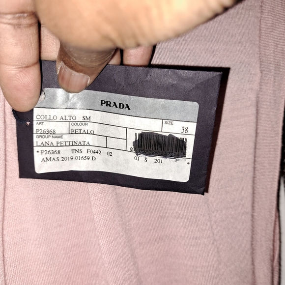 Prada NWTs High-neck Sleeveless Knitted Top - Picture 5 of 13